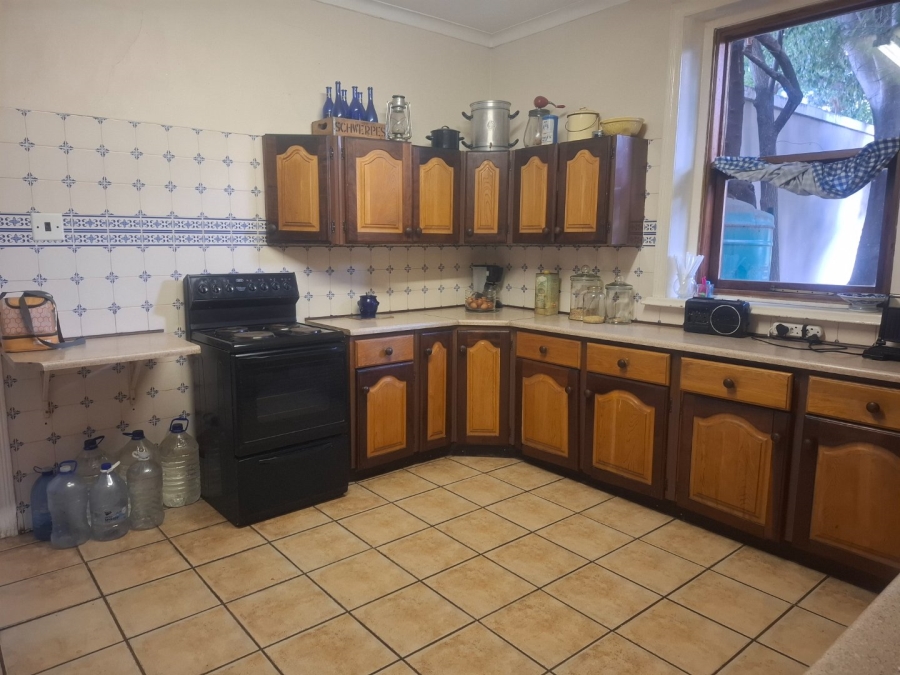 5 Bedroom Property for Sale in Kroonstad Central Free State
